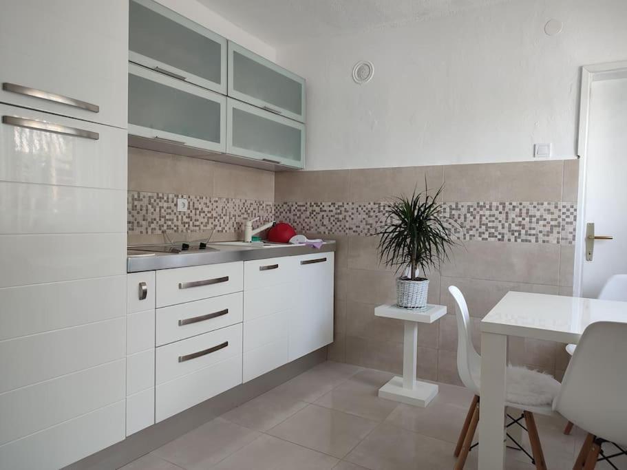 B&B Ana Virpazar Kültér fotó